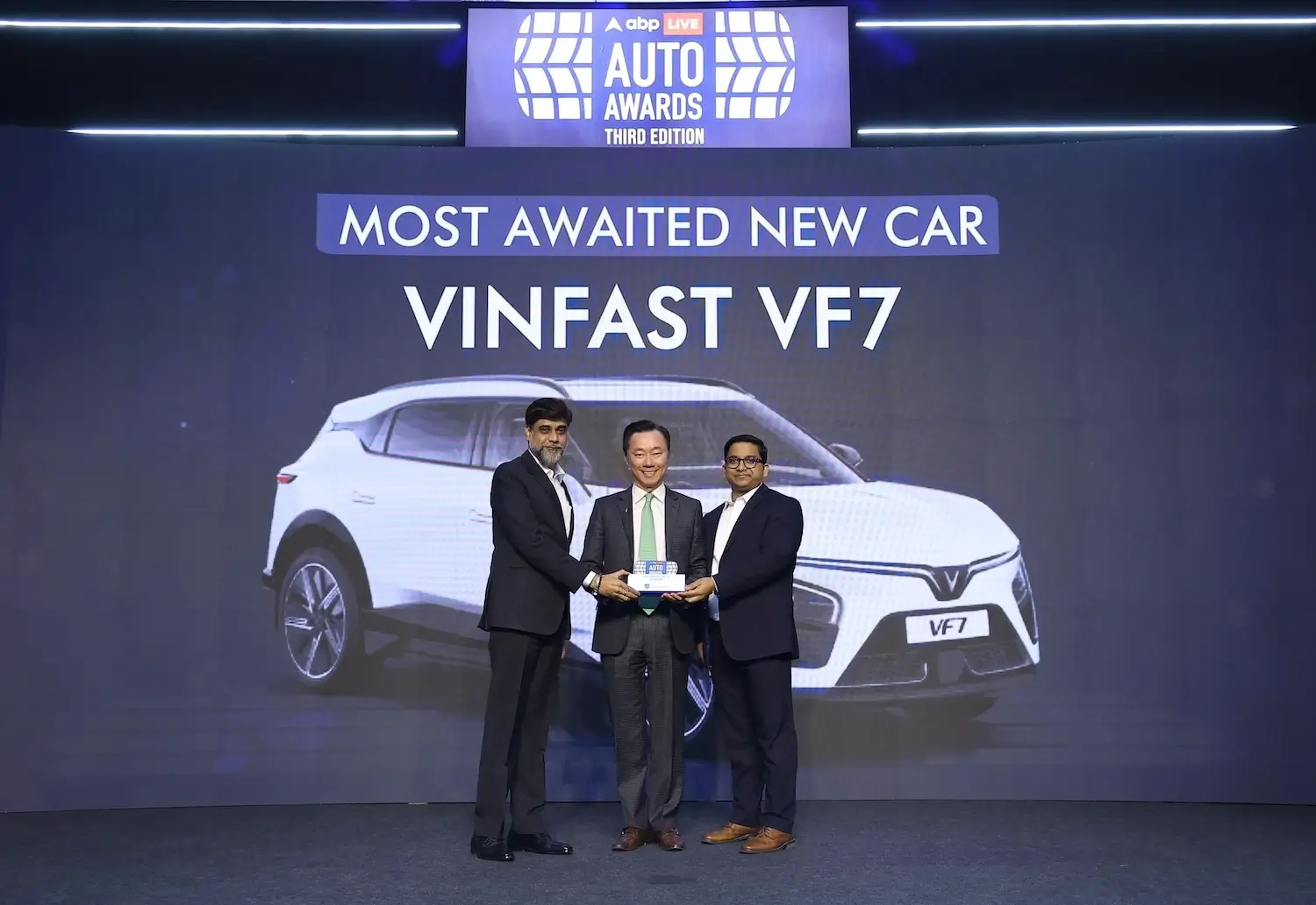 VinFast VF 7 được vinh danh là “Mẫu xe mới được mong chờ nhất” tại Ấn Độ 1 xe điện tại ấn độ 1