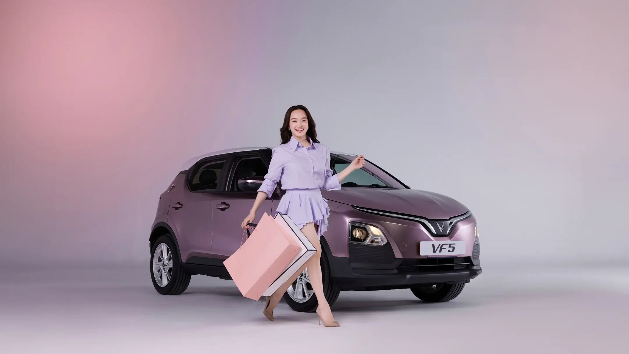Xe điện vinfast VF5 màu tím lợt